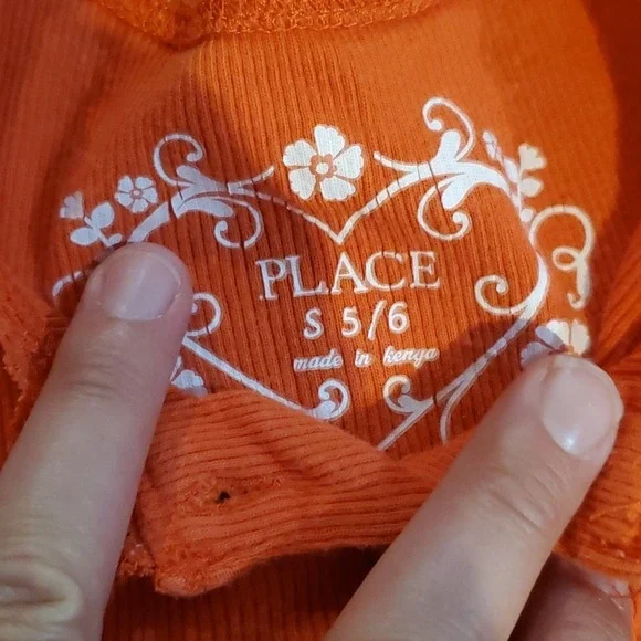 Children's Place Girls Orange Ribbed Short Sleeve Shirt w‎ Striped Skirt Size 5 - Picture 4 of 10